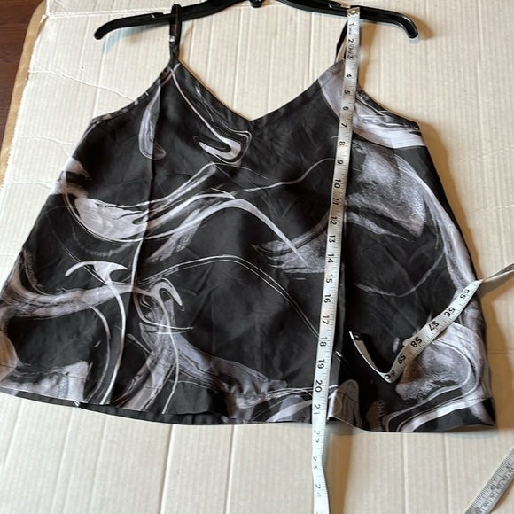 Athleta-S-black and gray patterned-100% cupro-adjustable, calm cool cami top. - Picture 10 of 12